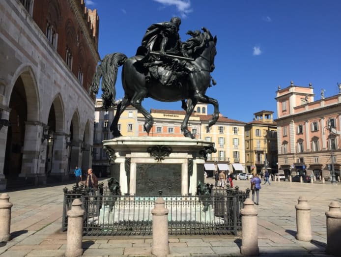 CavalloPiazza
