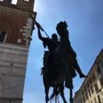 StatuaSotto